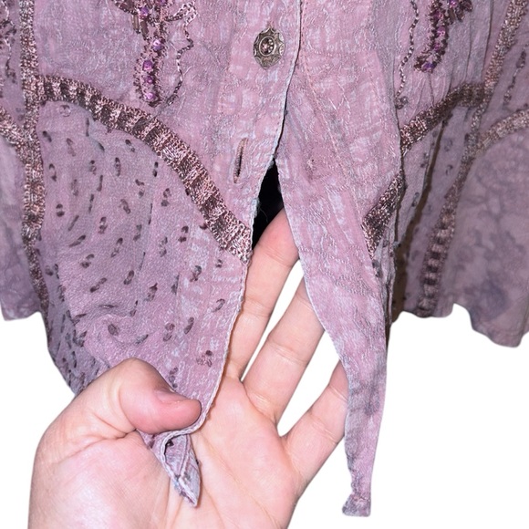 L’Pogee Vintage Mauve Lavender Button Embroidered Short Sleeve Blouse Whimsy - Picture 12 of 13